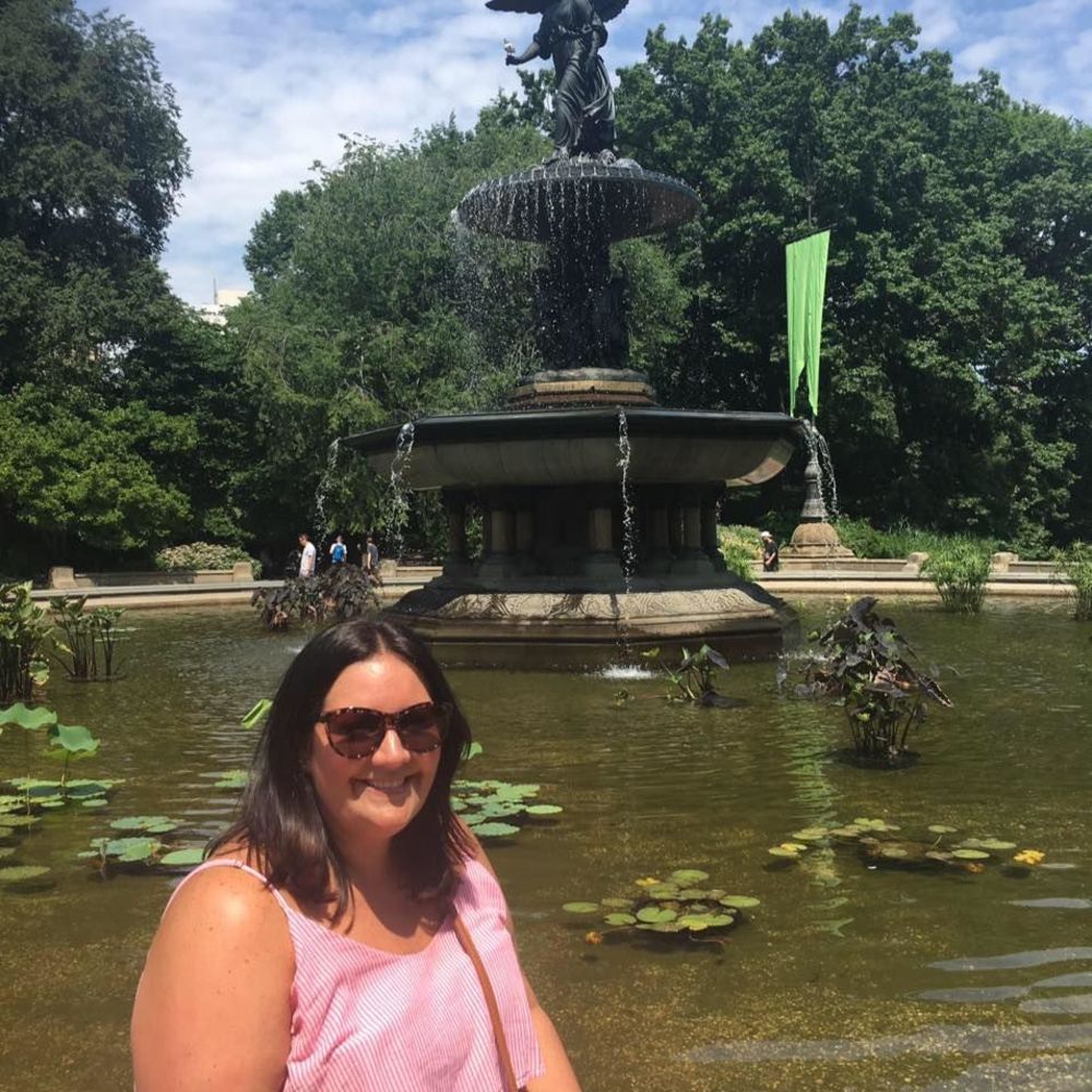 Meet your Posher, Ilia