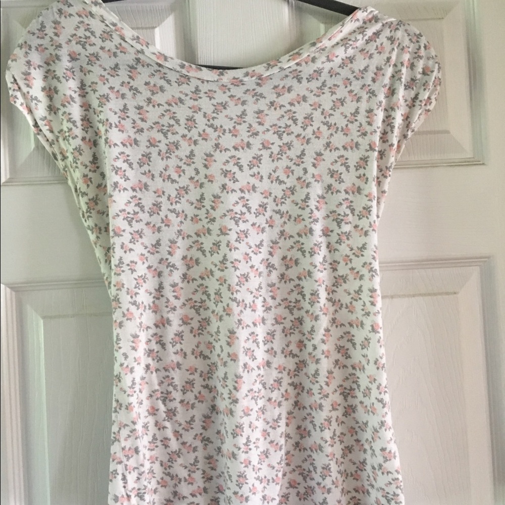 Pacsun flower top