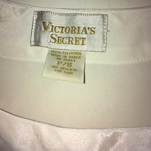 🌈3/$25 Vintage Victorias Secret Size sleep shirt - Picture 2 of 3