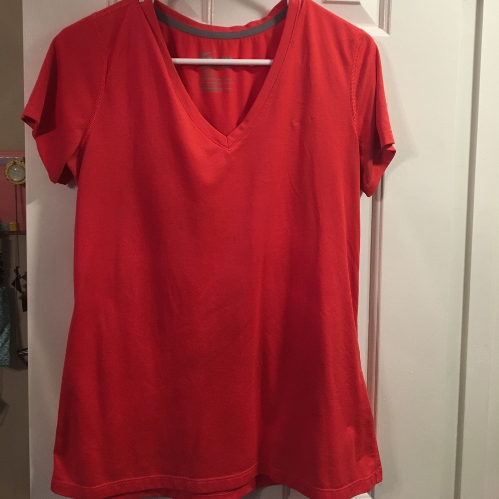 dri-fit nike shirt