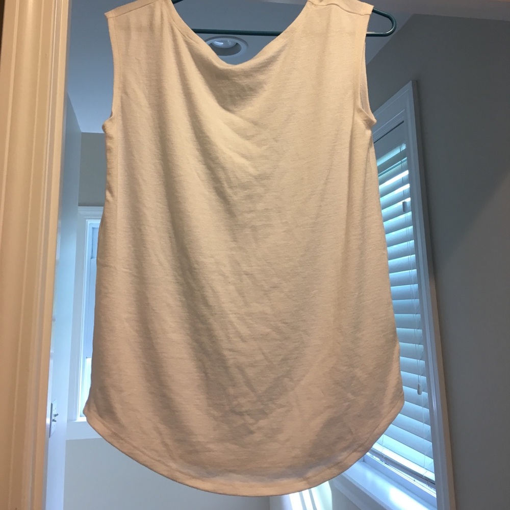 Gap Softspun shirt