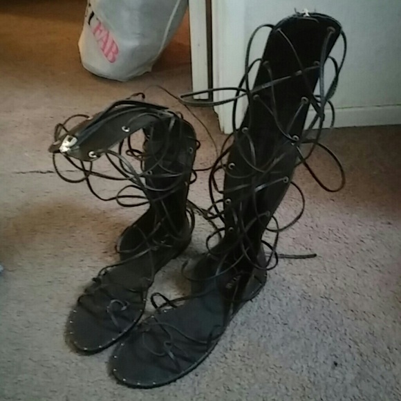 Sandals - Picture 3 of 3