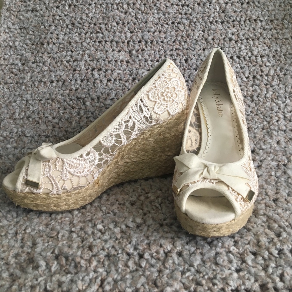 Kelly & Katie Wedges