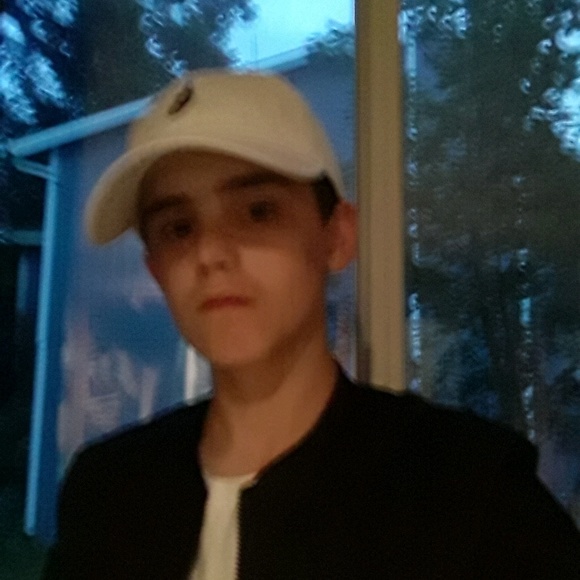 Meet your Posher, David - Picture 1 of 1