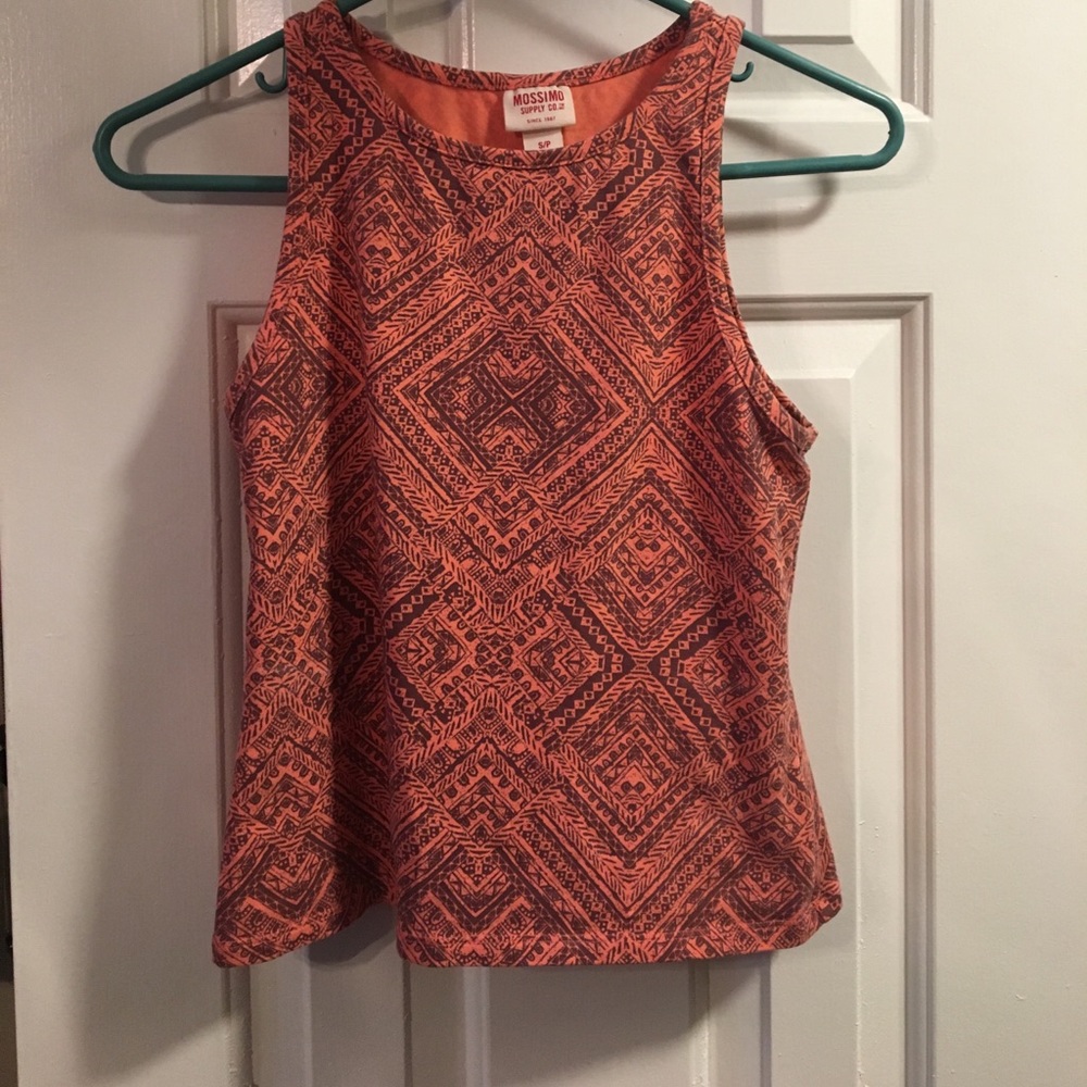 small crop tank