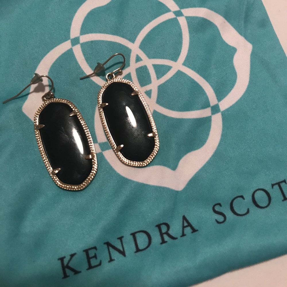 Kendra Scott Elle Earrings