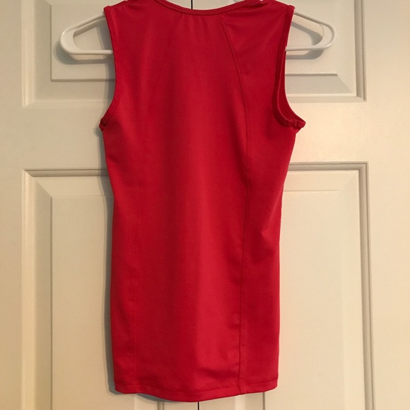 workout/running/yoga tanks - bundle of 2!! - Picture 4 of 8