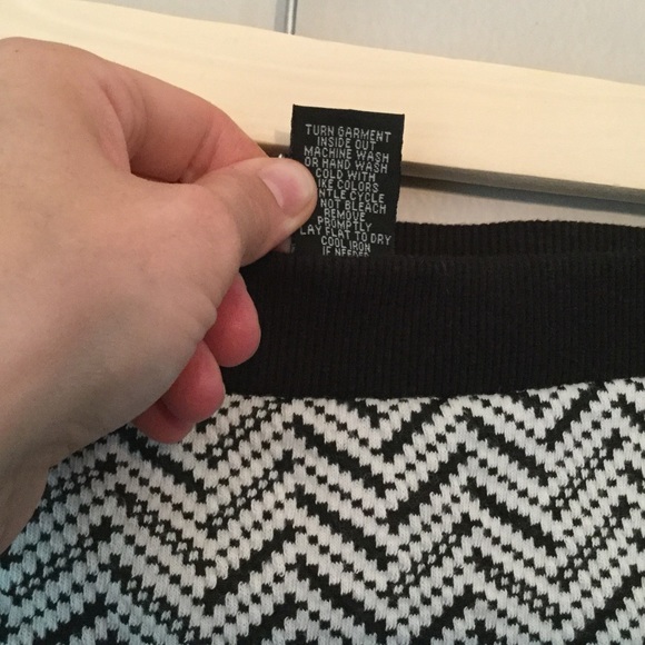 Wrap skirt - Picture 4 of 4