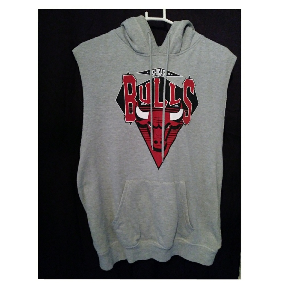 Sleeveless hoodie