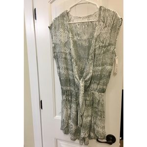 Betro Simone swim cover up romper NWT (L)