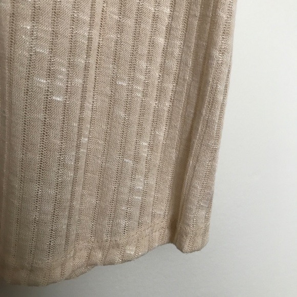 [$6] 🆕 Peaches & Cream Crop Top - Picture 4 of 5