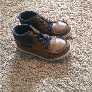 Children's place duck boots