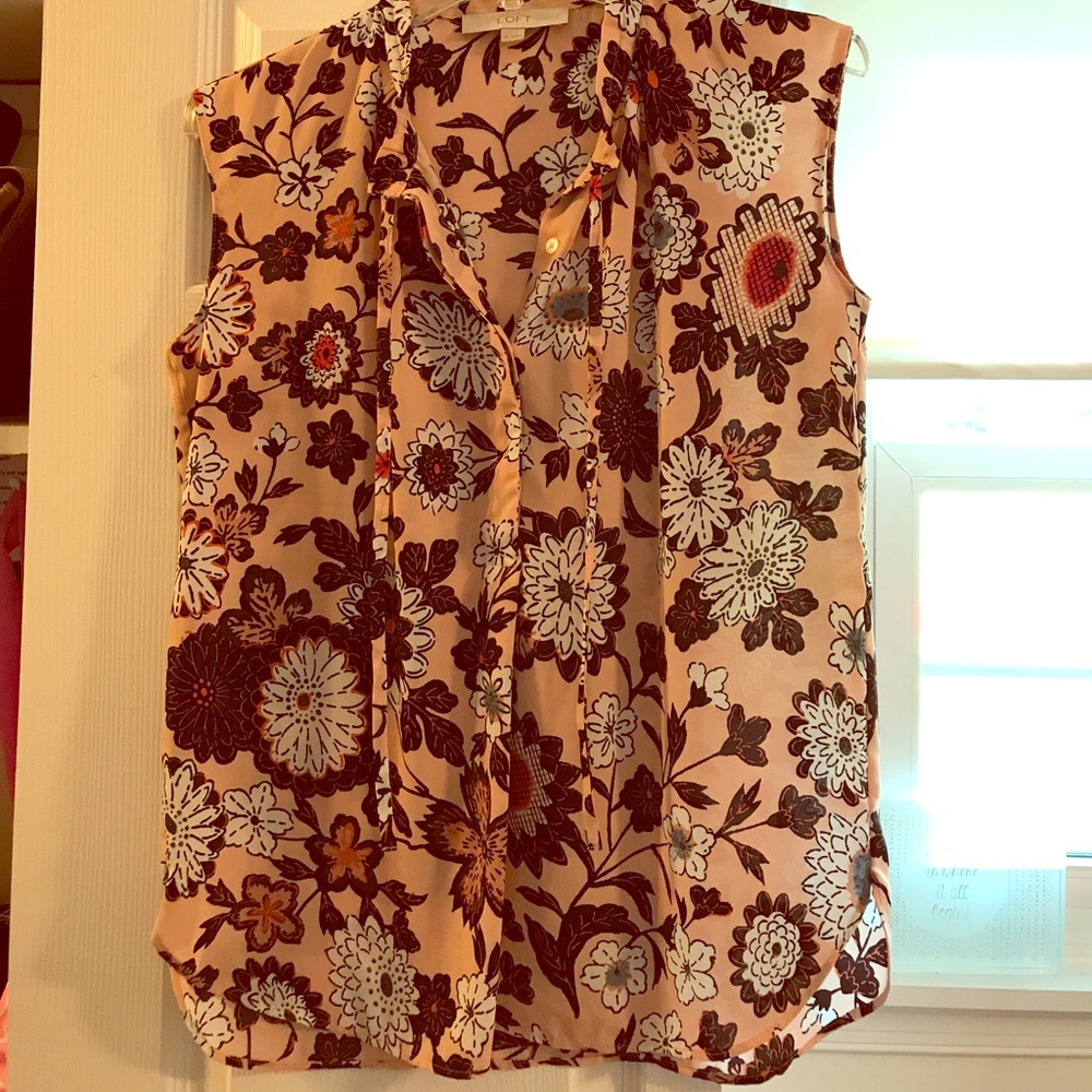 LOFT flowy sleeveless blouse