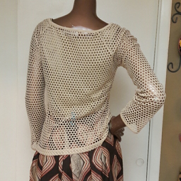 San Paulo Tan Mesh Pullover Blouse Size 4 - Picture 3 of 4