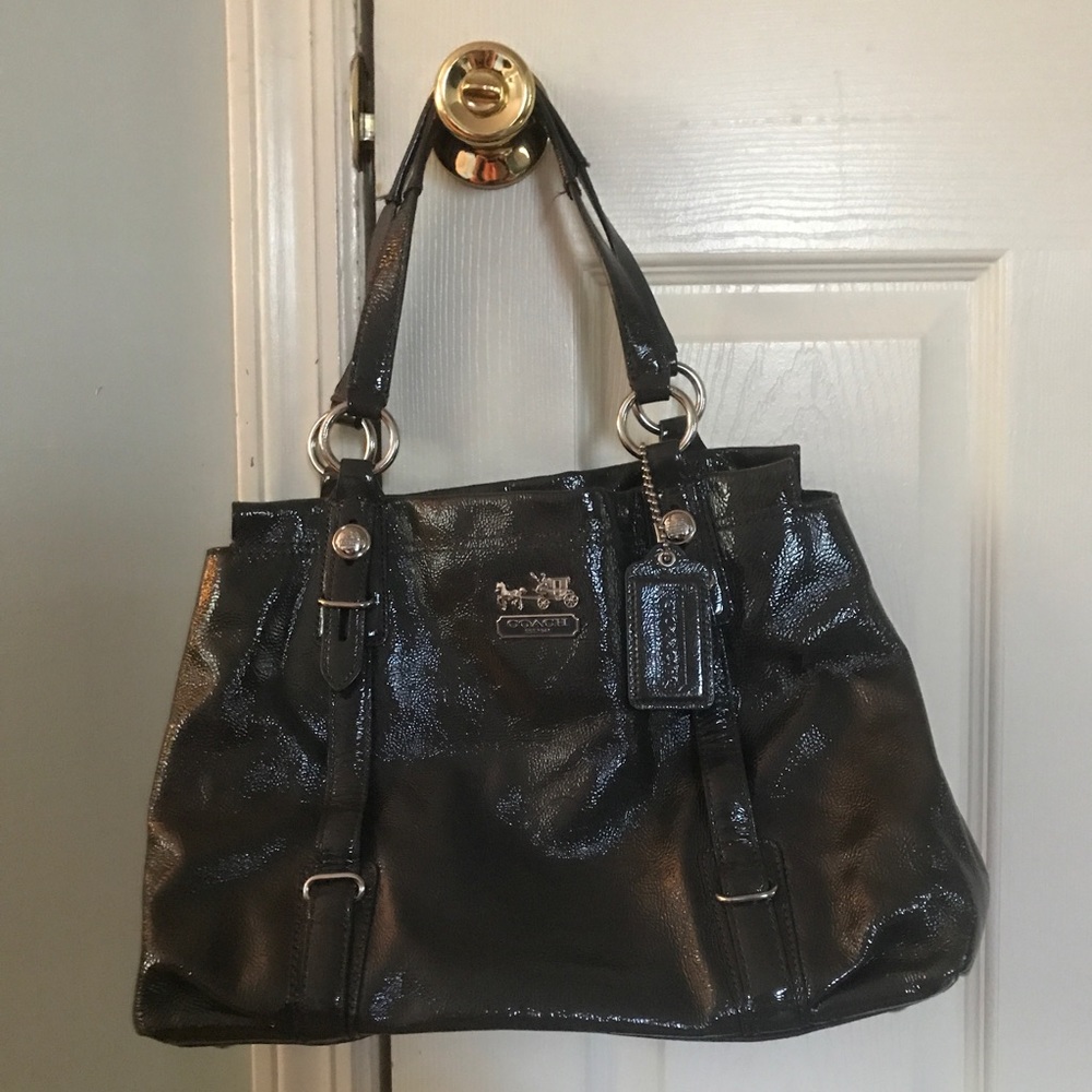 AUTHENTIC COACH MIA PATENT LEATHER PURSE