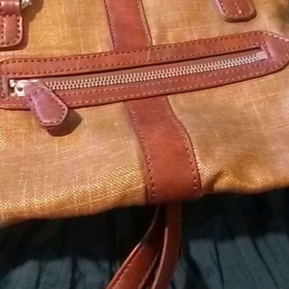 Relativity Gold Fabric/Brown Straps - Picture 7 of 8