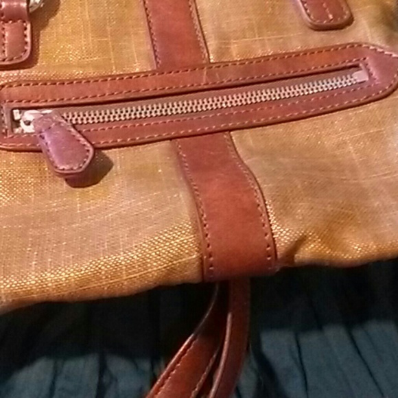 Relativity Gold Fabric/Brown Straps - Picture 7 of 8