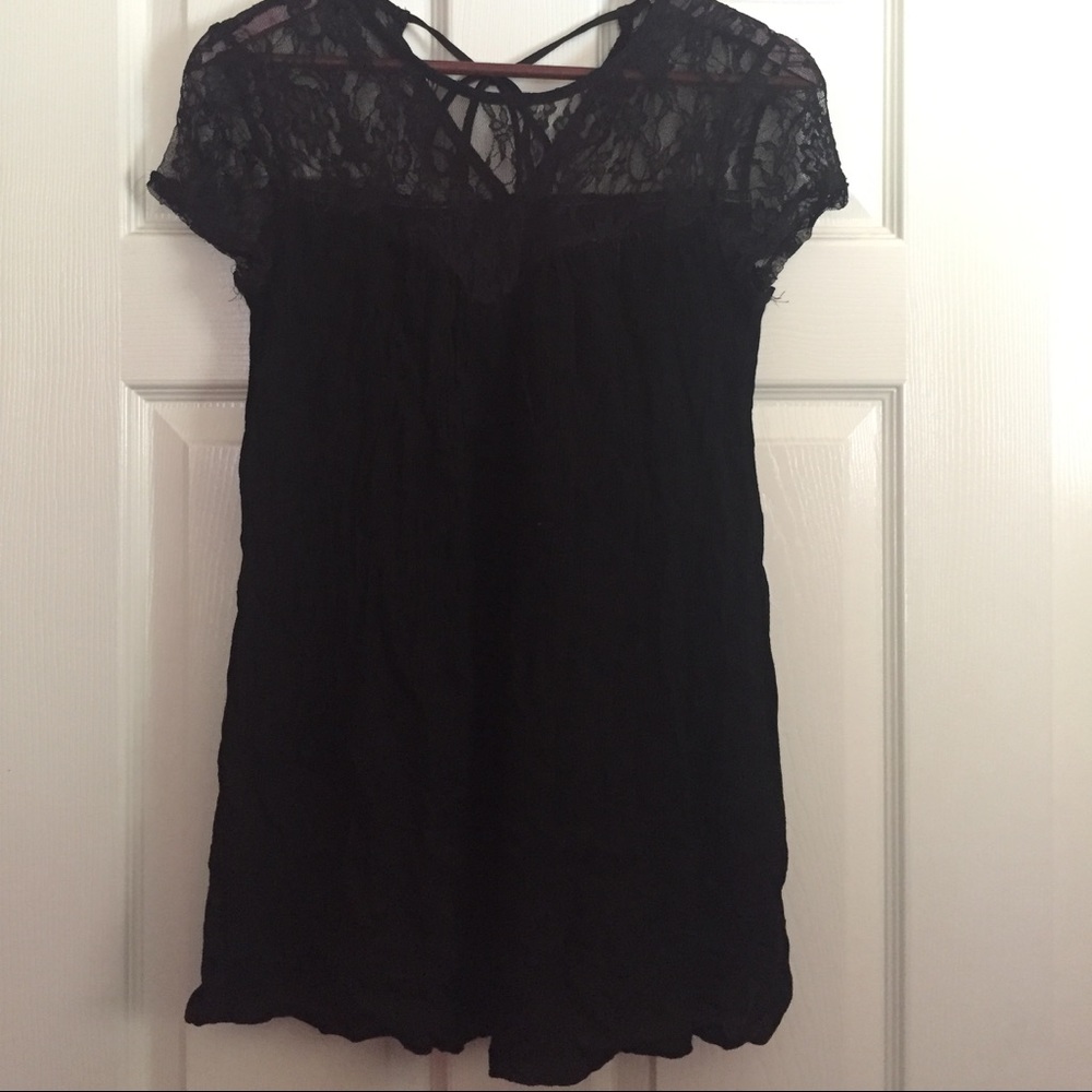 Lace detailed linen shirt