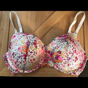 Victoria Secret Sequin Floral Dream Angel Bra 36D