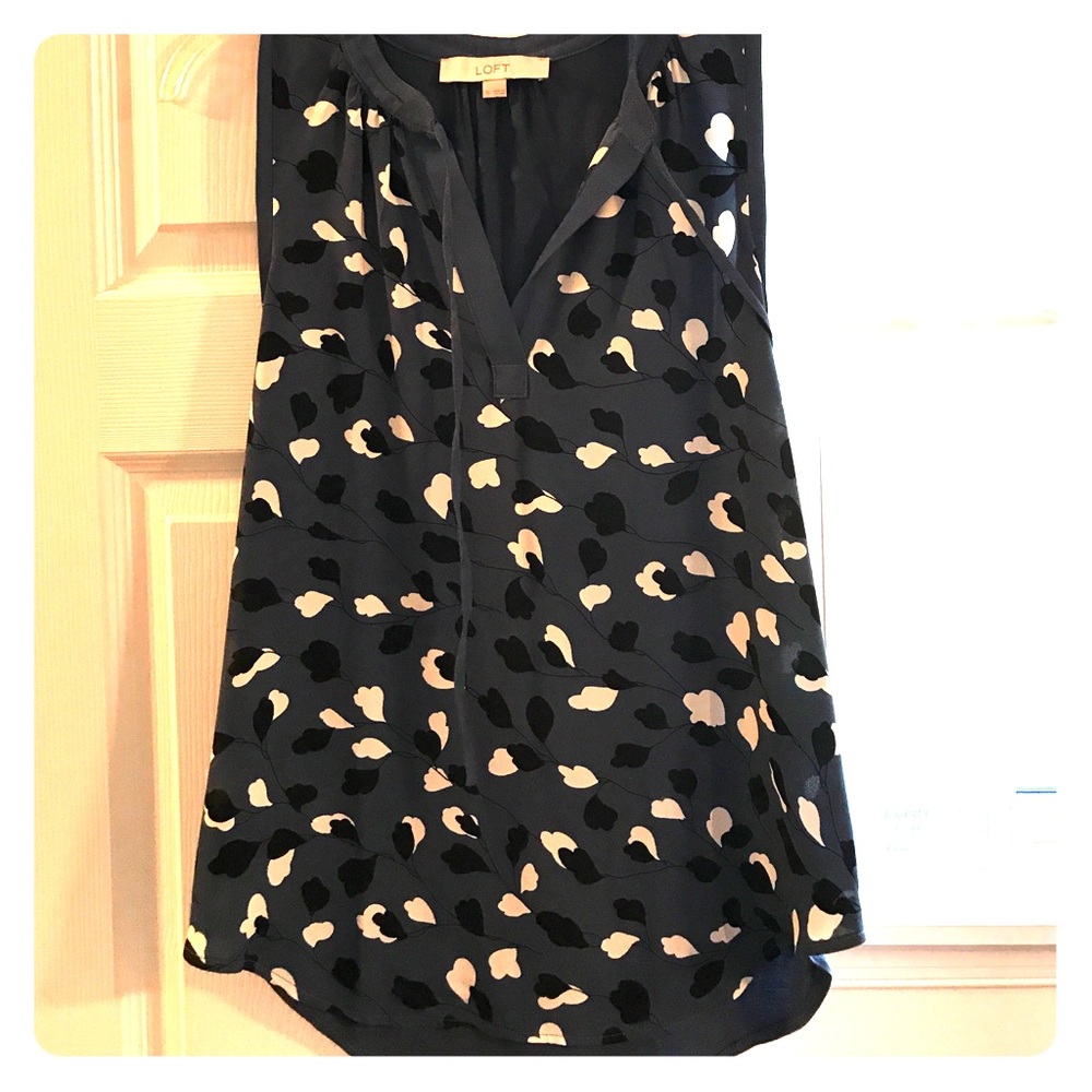 LOFT flowy sleeveless blouse