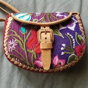 Mexican Handmade Flower Embrodied Leather Purse