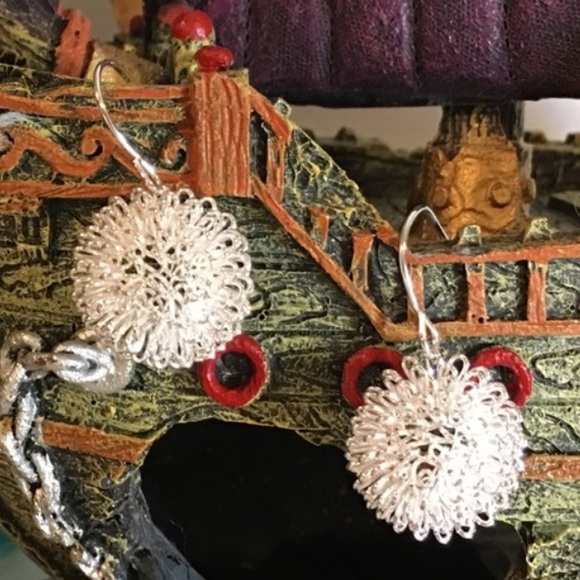 Powder Puff Metal Earrings - Picture 4 of 7