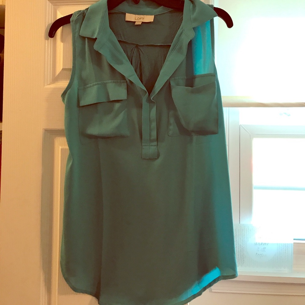 LOFT flowy sleeveless blouse