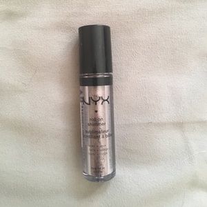 NYX roll on shimmer. Shade walnut