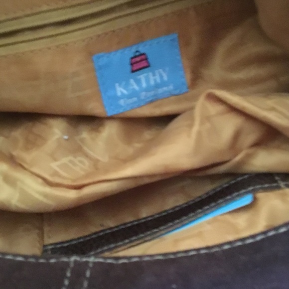 Handbag - Picture 3 of 3