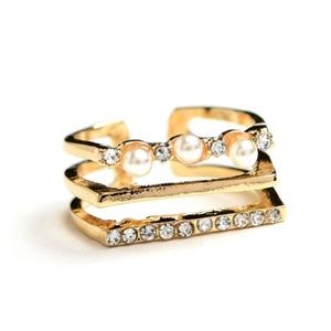 LAYER FAUX CRYSTAL & PEARL RING