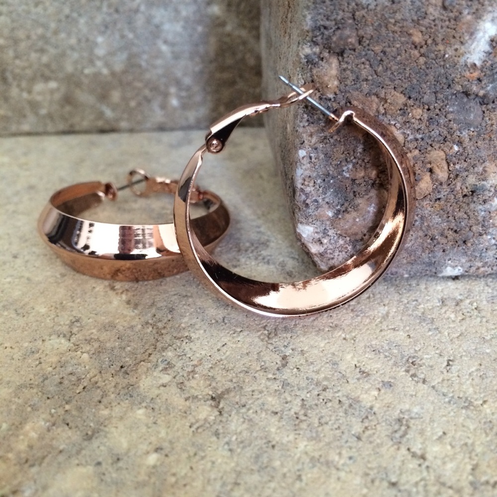 Hoop Earrings | 14K Rose Plated - Picture 6 of 6