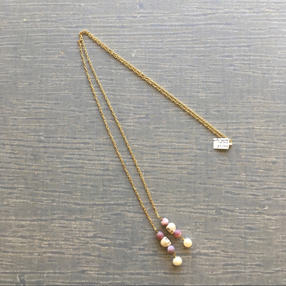 Lariat Gold Chain Necklace w/Skull Pendant