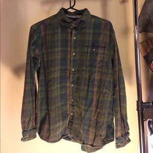 Green / dark flannel