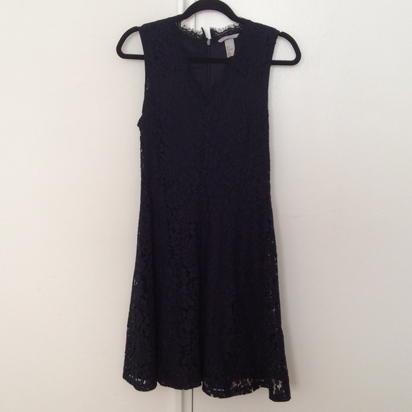 H&M navy lace v neck cocktail dress a line skirt - Picture 5 of 5