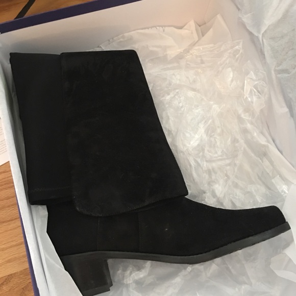 Stuart Weitzman Reserve Black Suede - Picture 2 of 4