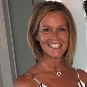 Meet your Posher, Sandy