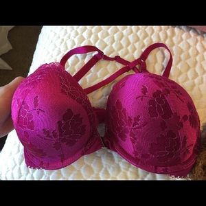 Add 2 cup sizes Victoria secret bra