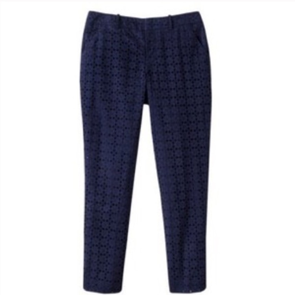 ⏳FLASH🍃Navy Blue cotton Eyelet Ankle crop Pant, 8