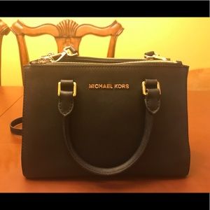 Michael Kors Small Sutton Satchel Black