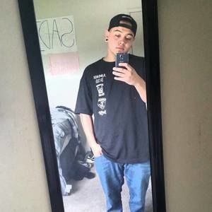 Meet your Posher, Fabian