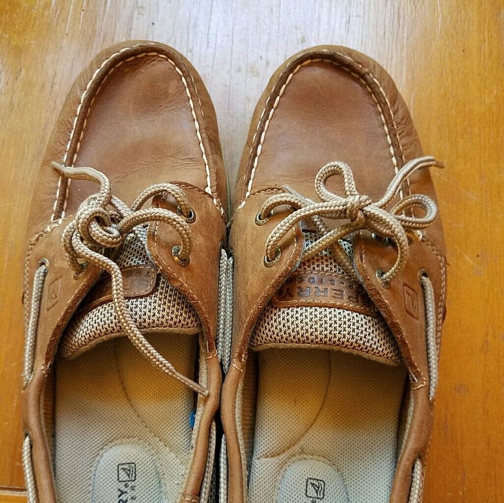 Sperry boat shoes