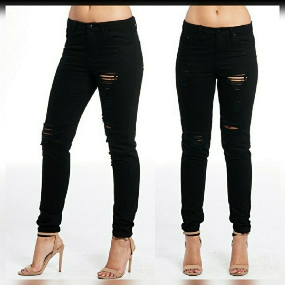 Distressed Black Skinny Jeans