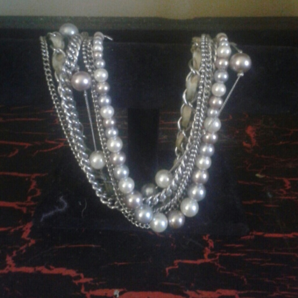 Multi  strand silverchain and pearls with earrings
