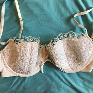 Victoria's Secret Very Sexy Balconette Bra