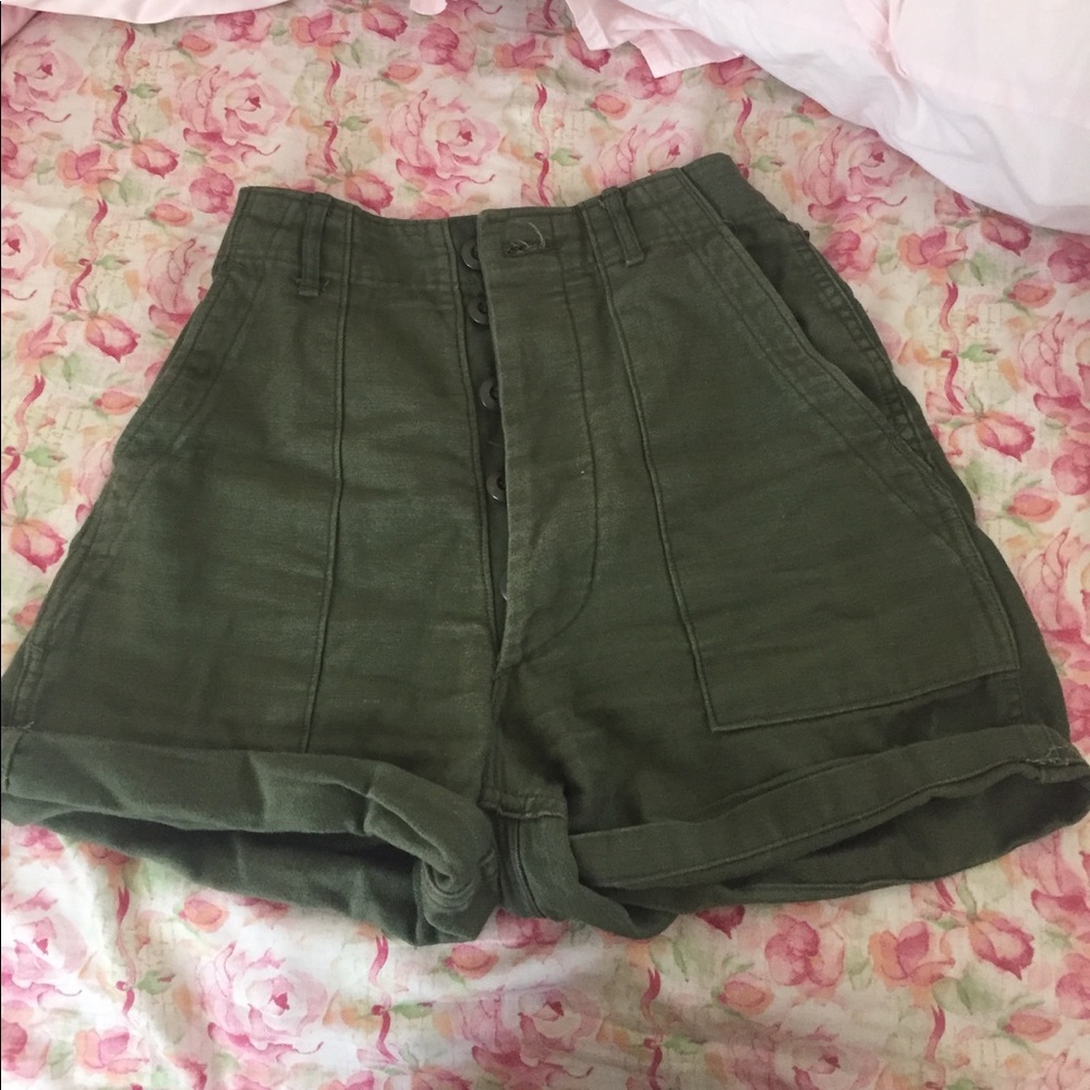 Super high waisted army green shorts