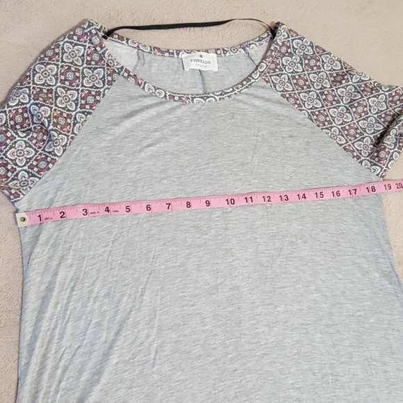 Threads Studi 3/4 Length Sleeve Tee. Sz. Lg. - Picture 6 of 8