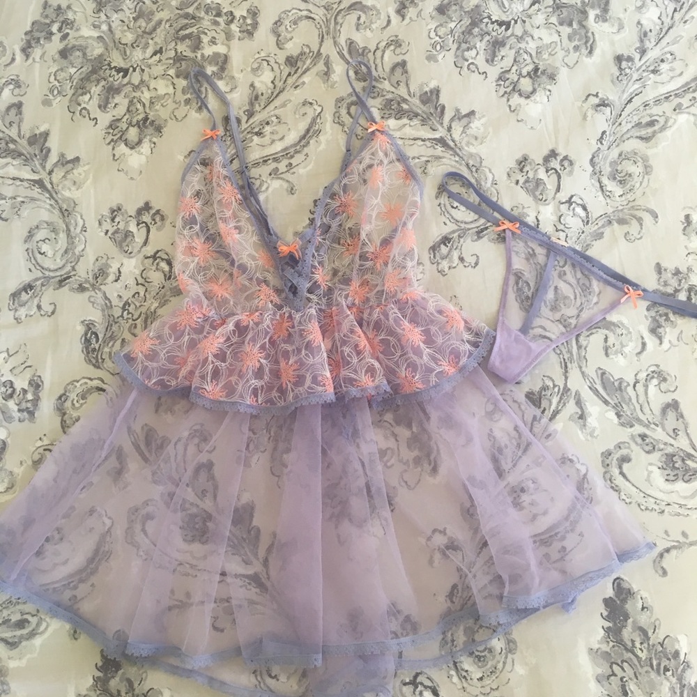 🔴SALE🔴 VS Baby doll