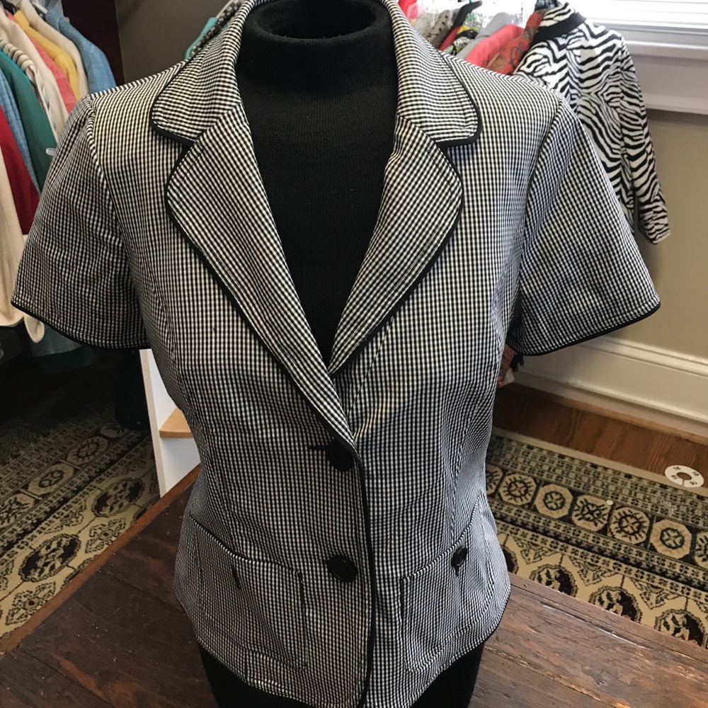 Black /White Stripe Cropped Jacket-Kes