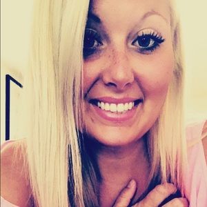 Meet your Posher, Brittany