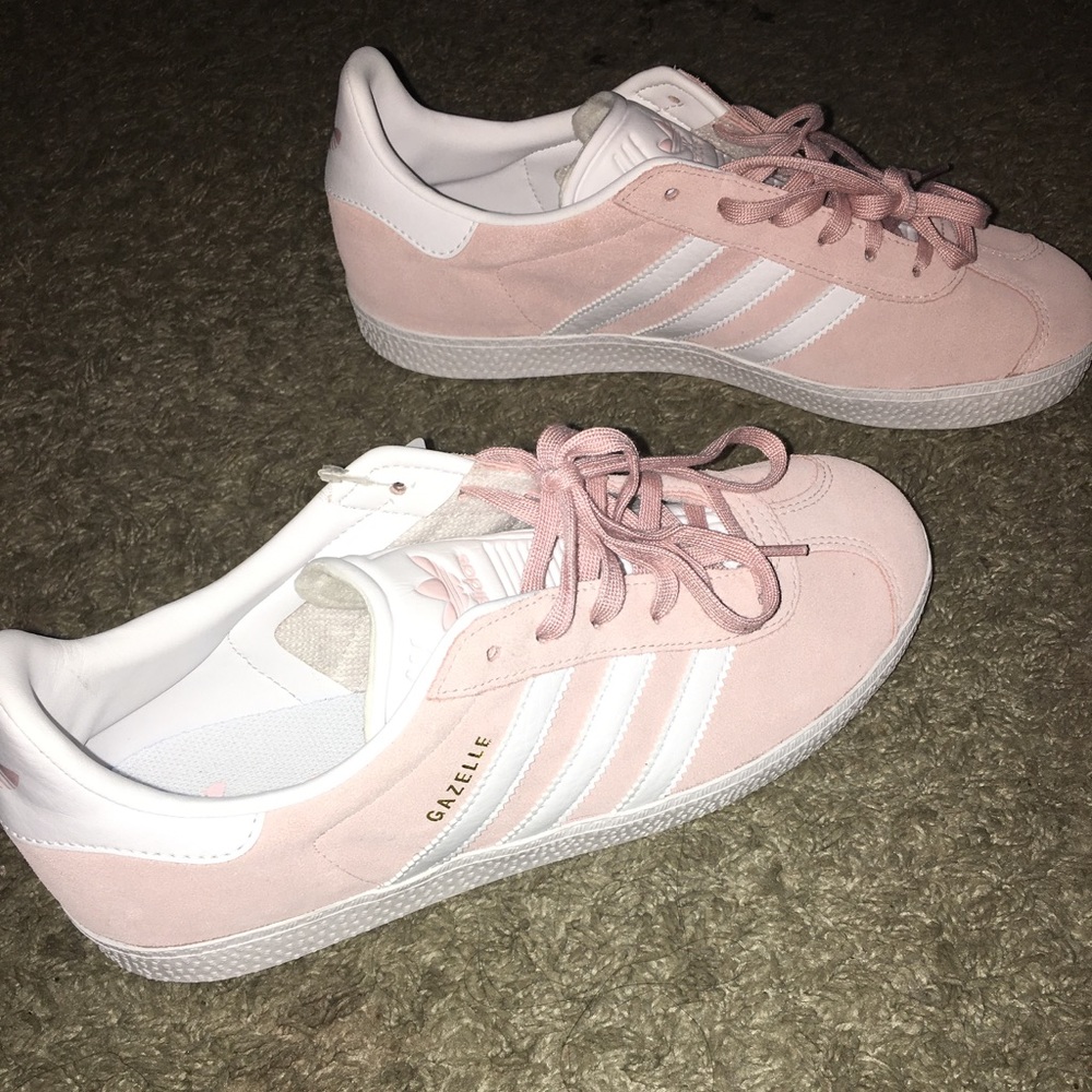 Powder Pink Adidas Gazelle